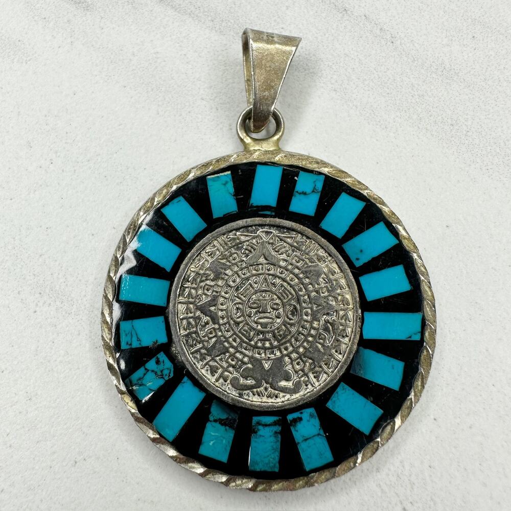 Vintage Mexico Silver Tone Reversible Mayan Calendar Inlay Pendant ✨ - Picture 2 of 13